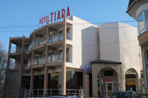 Tiara Hotel